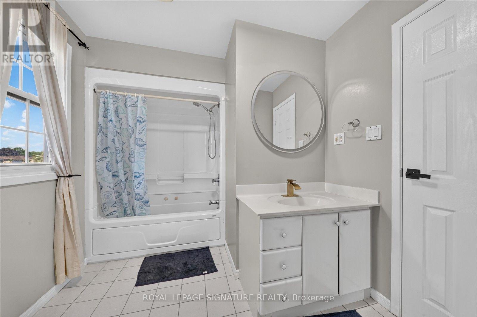 66 Martindale Crescent, Brampton, Ontario  L6X 2V1 - Photo 22 - W13749818