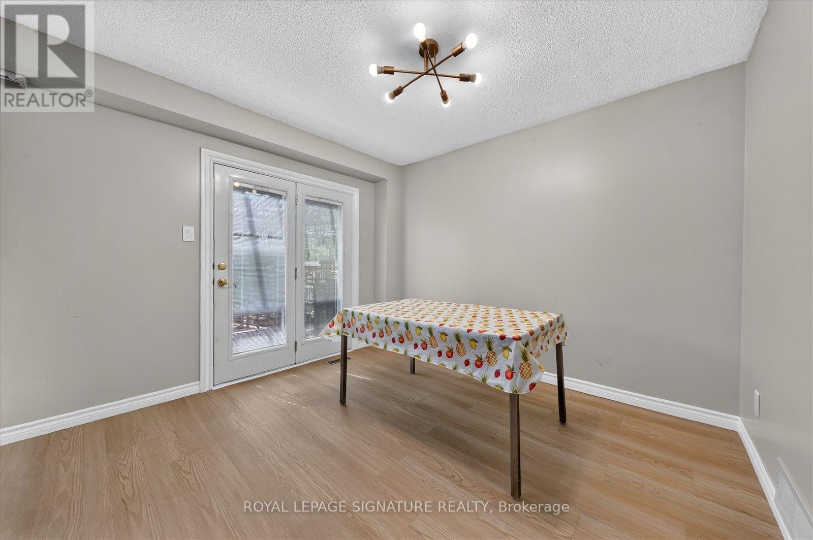 66 Martindale Crescent, Brampton, Ontario  L6X 2V1 - Photo 9 - W13749818