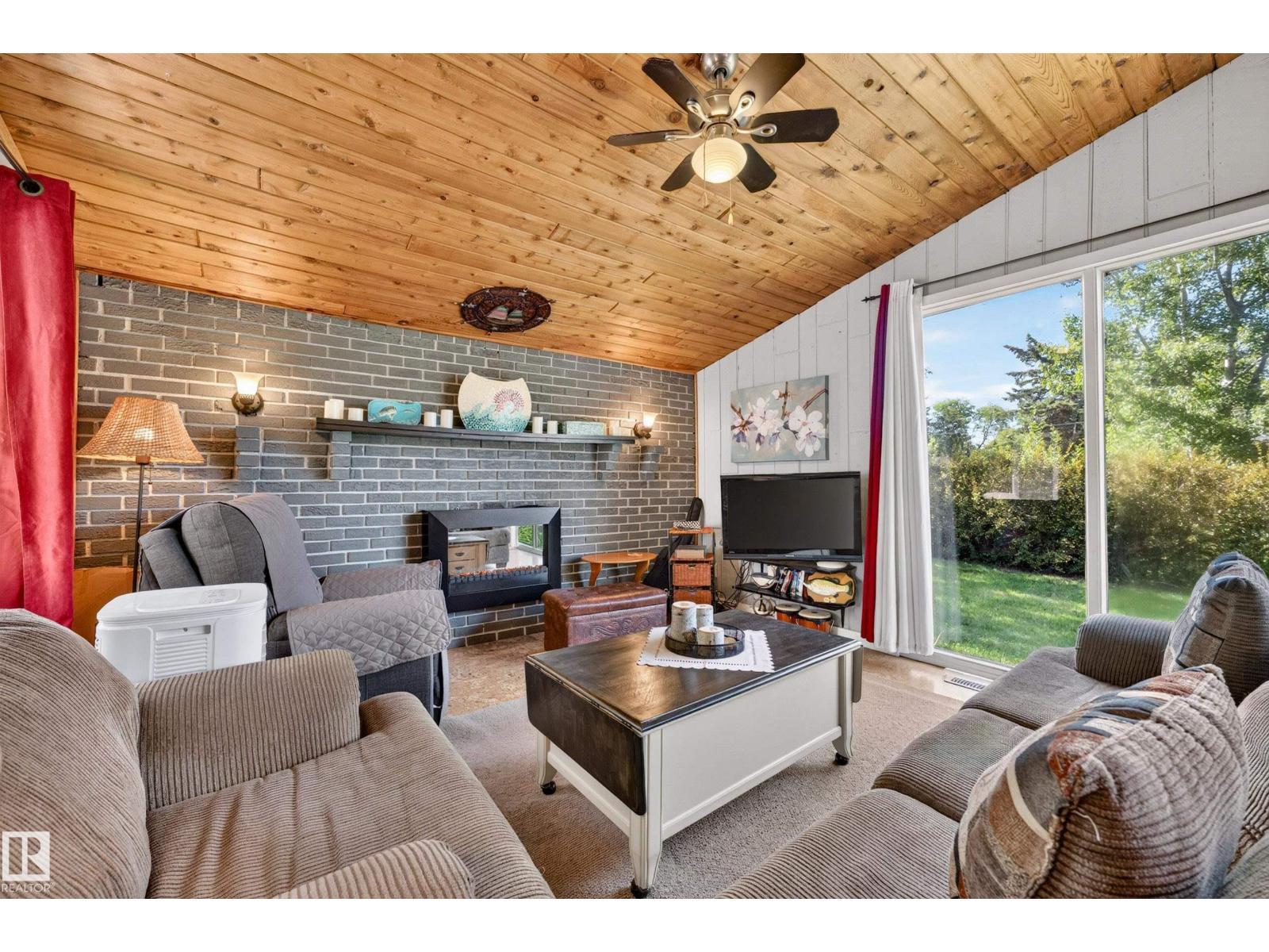 208 1 Av, Rural Wetaskiwin County, Alberta  T0C 1X0 - Photo 17 - E4506846