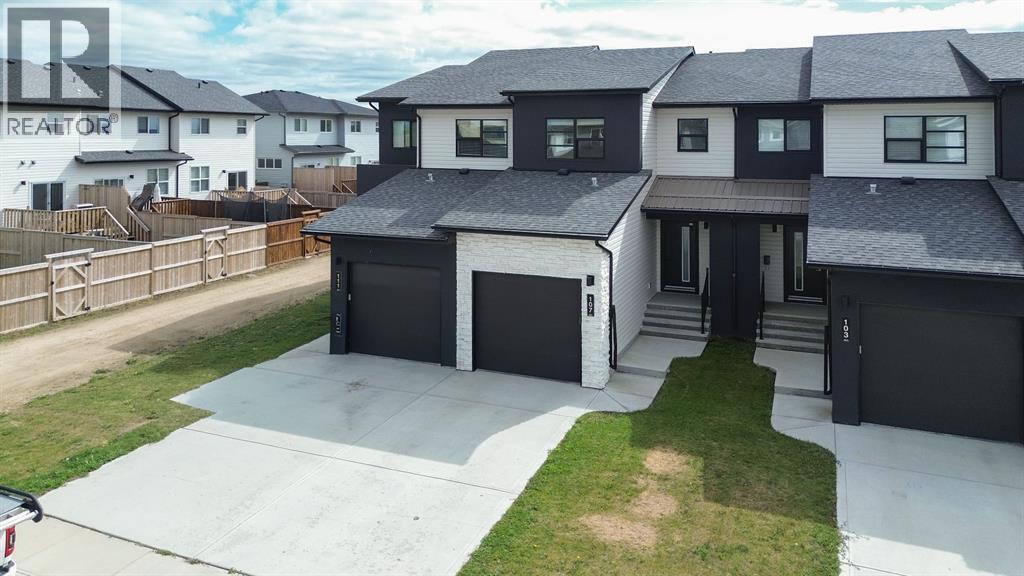 107 Palmer Circle, Blackfalds, Alberta  T4M 0N8 - Photo 1 - A2343212