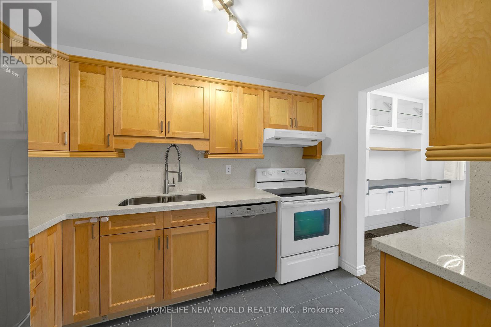 353 - 81 Niles Way, Markham, Ontario  L3T 5B7 - Photo 18 - N13748538
