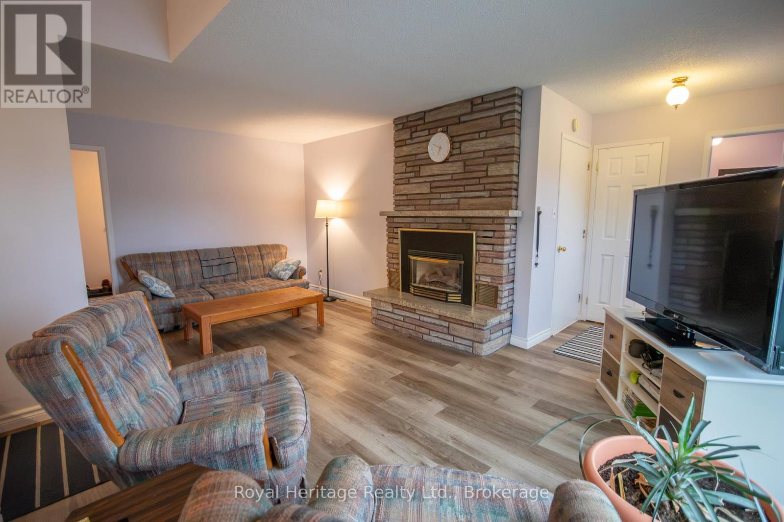 36 Riverview Road, Kawartha Lakes (Lindsay), Ontario  K9V 1B3 - Photo 19 - X13709288