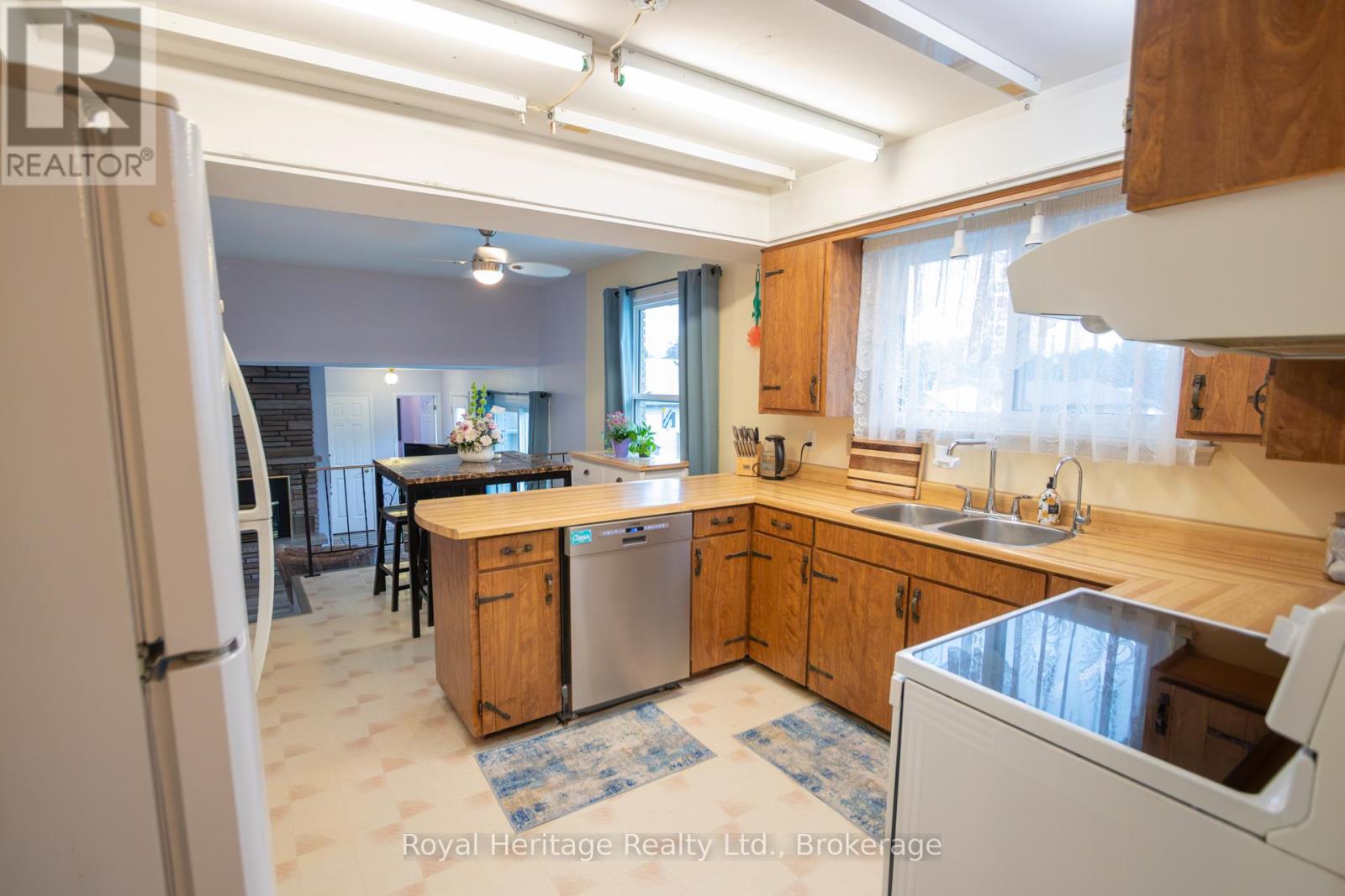 36 Riverview Road, Kawartha Lakes (Lindsay), Ontario  K9V 1B3 - Photo 14 - X13709288