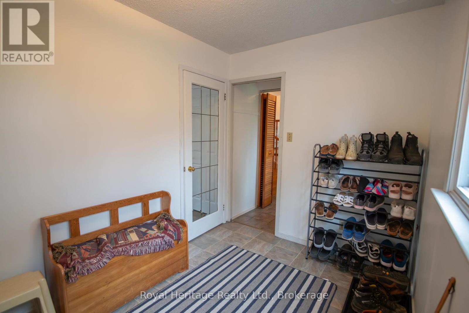 36 Riverview Road, Kawartha Lakes (Lindsay), Ontario  K9V 1B3 - Photo 7 - X13709288