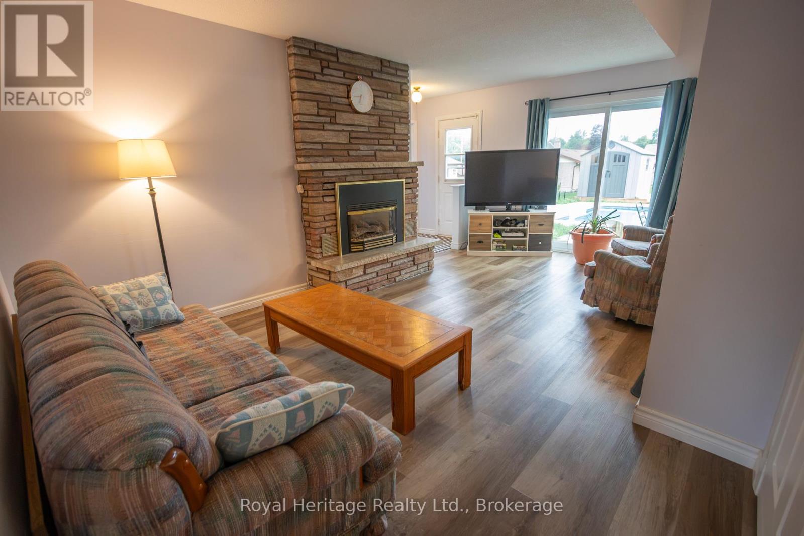 36 Riverview Road, Kawartha Lakes (Lindsay), Ontario  K9V 1B3 - Photo 9 - X13709288