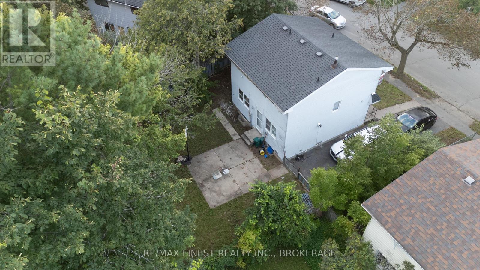33 Calderwood Drive, Kingston, Ontario  K7M 6L5 - Photo 2 - X13696358