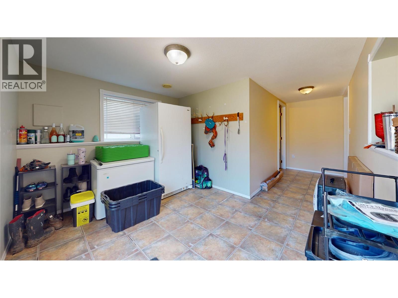 201 Hollyburn Drive, Kamloops, British Columbia  V2E 1Y9 - Photo 17 - 10395278
