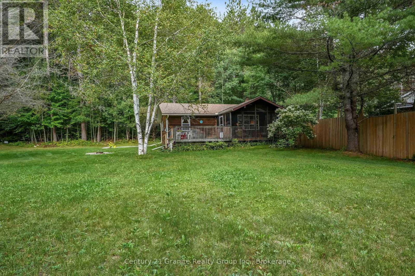 29792 Highway 60, South Algonquin, Ontario  K0J 2M0 - Photo 1 - X13750888