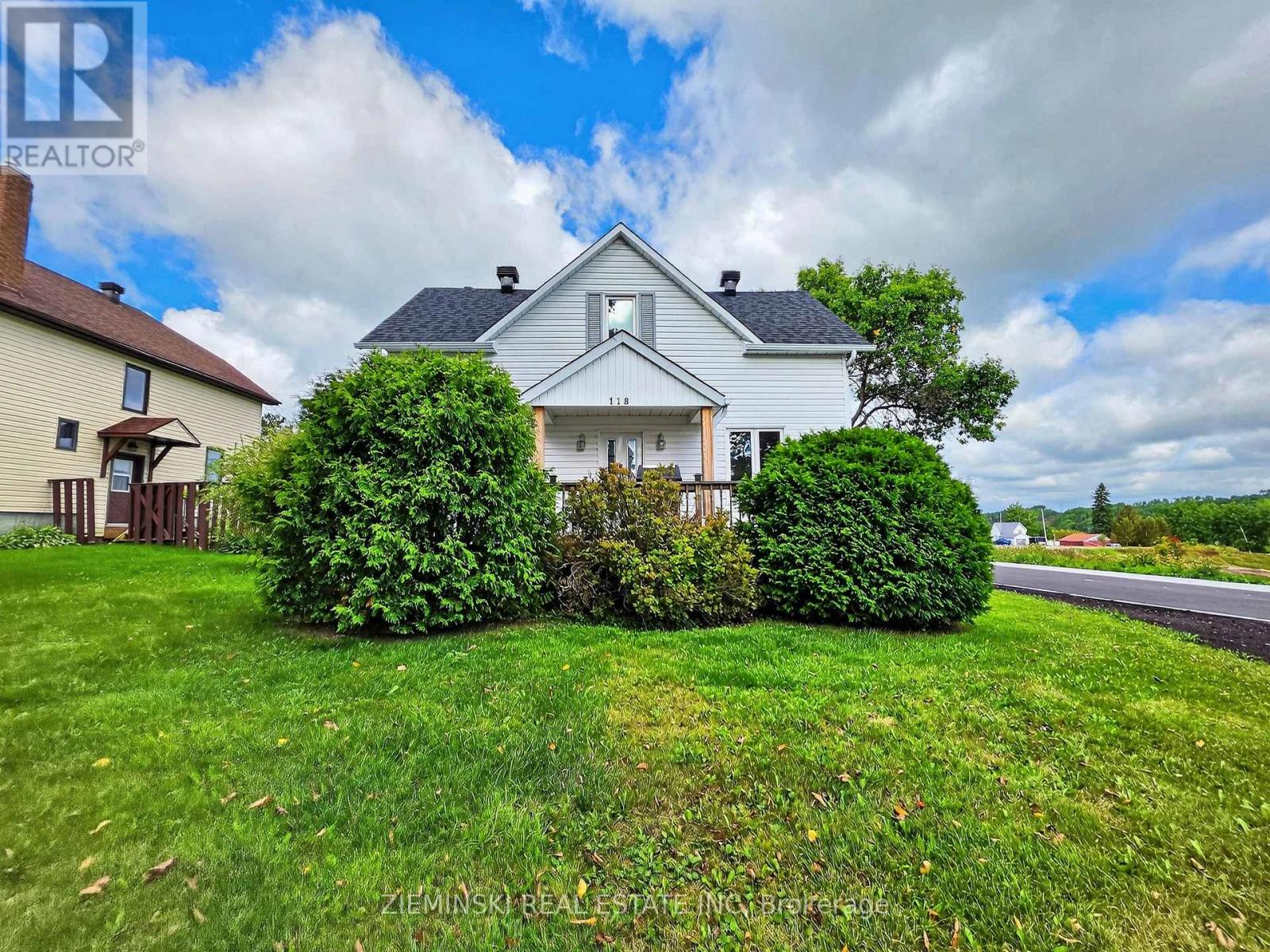 118 BUCKINGHAM AVENUE, Iroquois Falls, Ontario