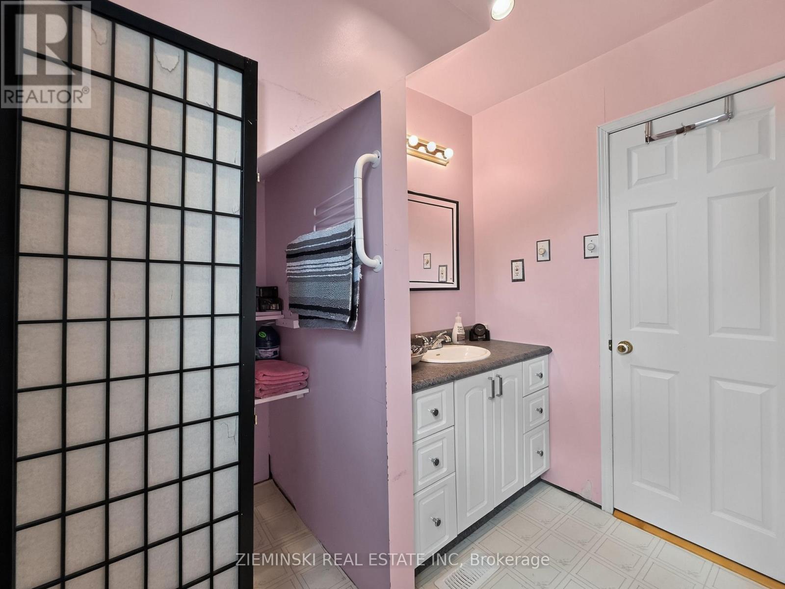 118 Buckingham Avenue, Iroquois Falls, Ontario  P0K 1E0 - Photo 19 - T13750910