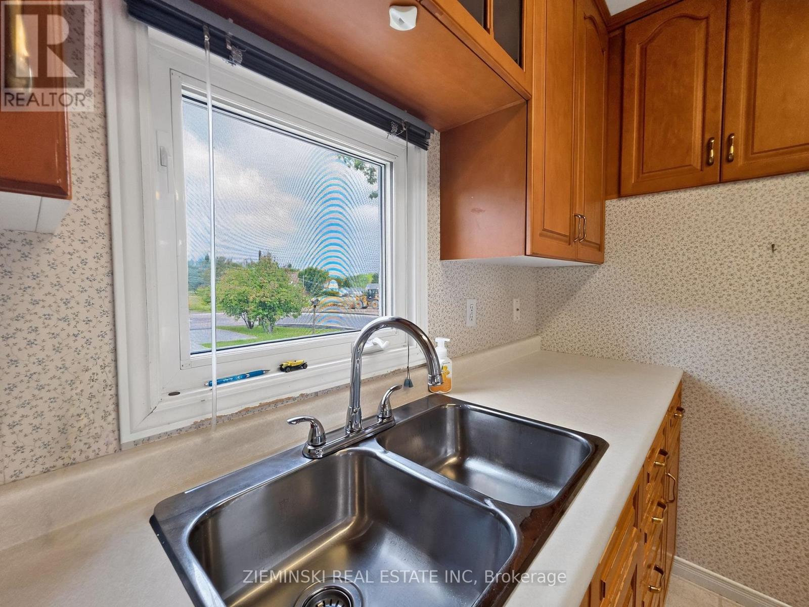 118 Buckingham Avenue, Iroquois Falls, Ontario  P0K 1E0 - Photo 8 - T13750910