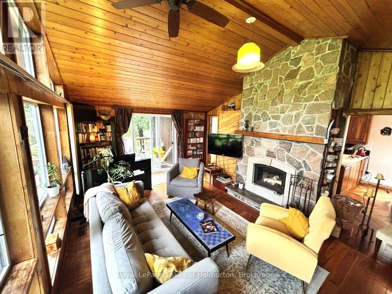 10 NEVISON DRIVE, Kawartha Lakes, Ontario