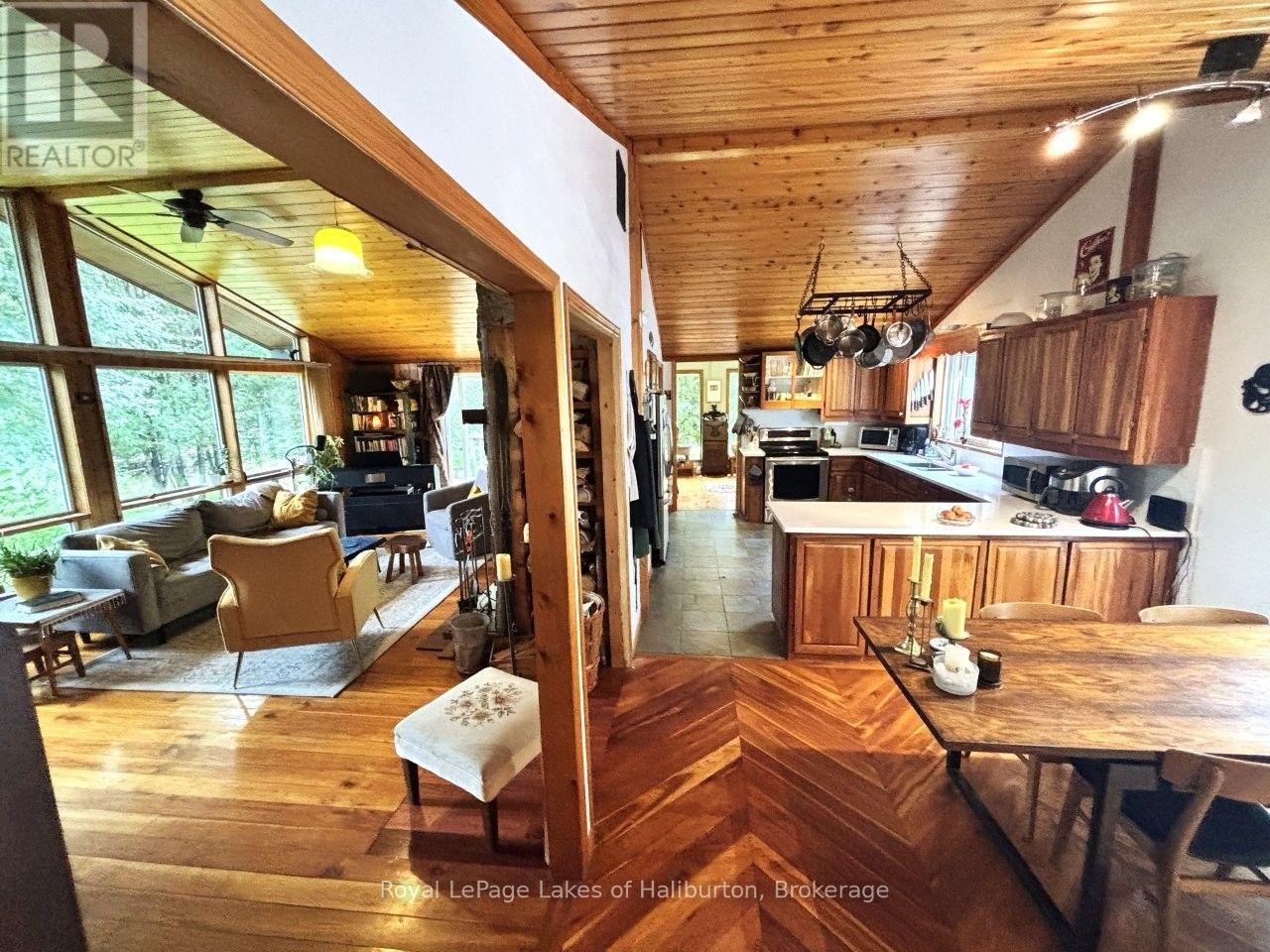 10 Nevison Drive, Kawartha Lakes, Ontario  K0M 2L0 - Photo 16 - X13750694