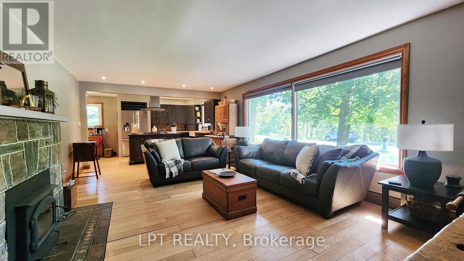 1644 Ridge Road E, Oro-Medonte (Hawkestone), Ontario  L0L 1T0 - Photo 4 - S13750904