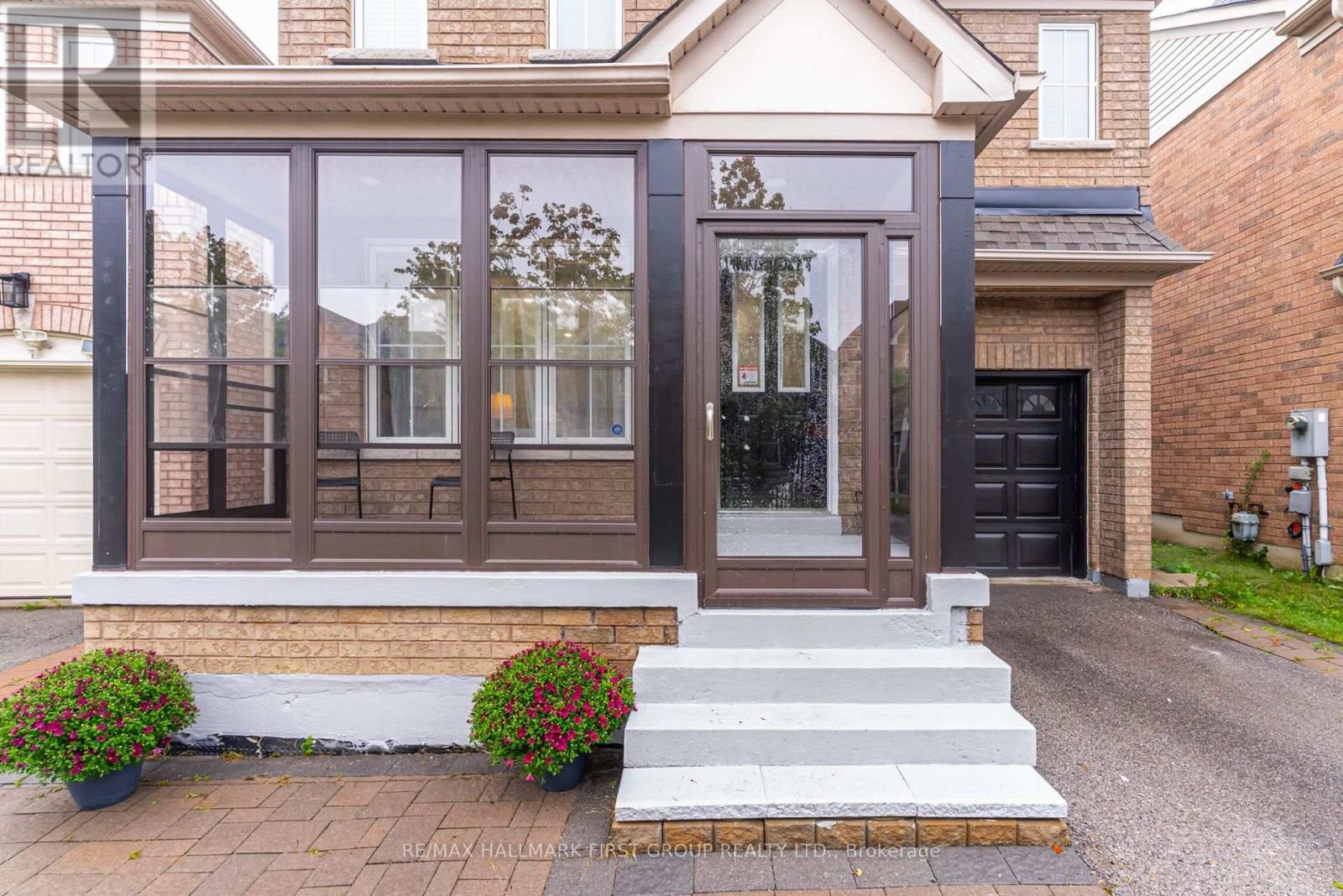 6 Tansley Crescent, Ajax, Ontario  L1Z 1Y5 - Photo 3 - E13731946