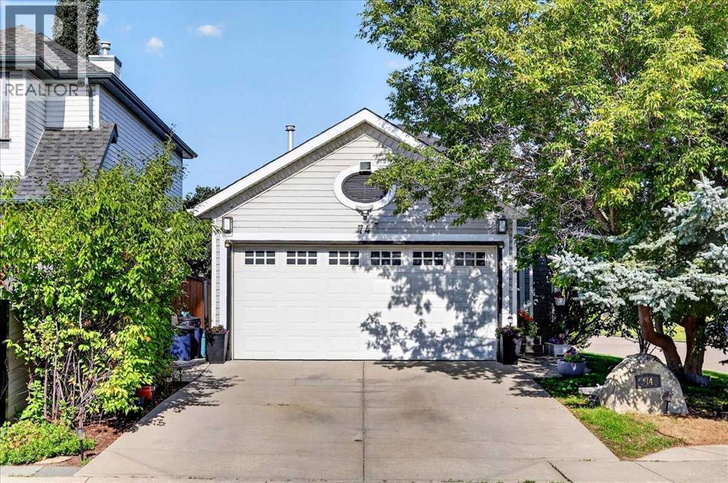 74 San Diego Manor Ne, Calgary, Alberta  T1Y 7B6 - Photo 3 - A2338158
