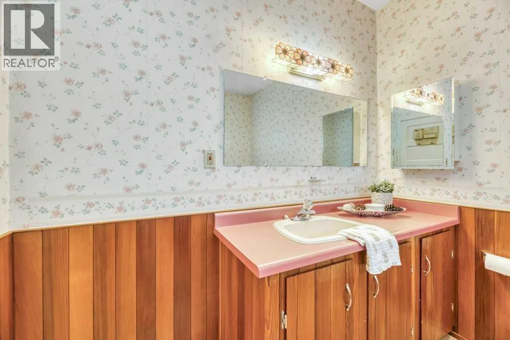 228 5 Avenue, Strathmore, Alberta  T1P 1B7 - Photo 22 - A2341514