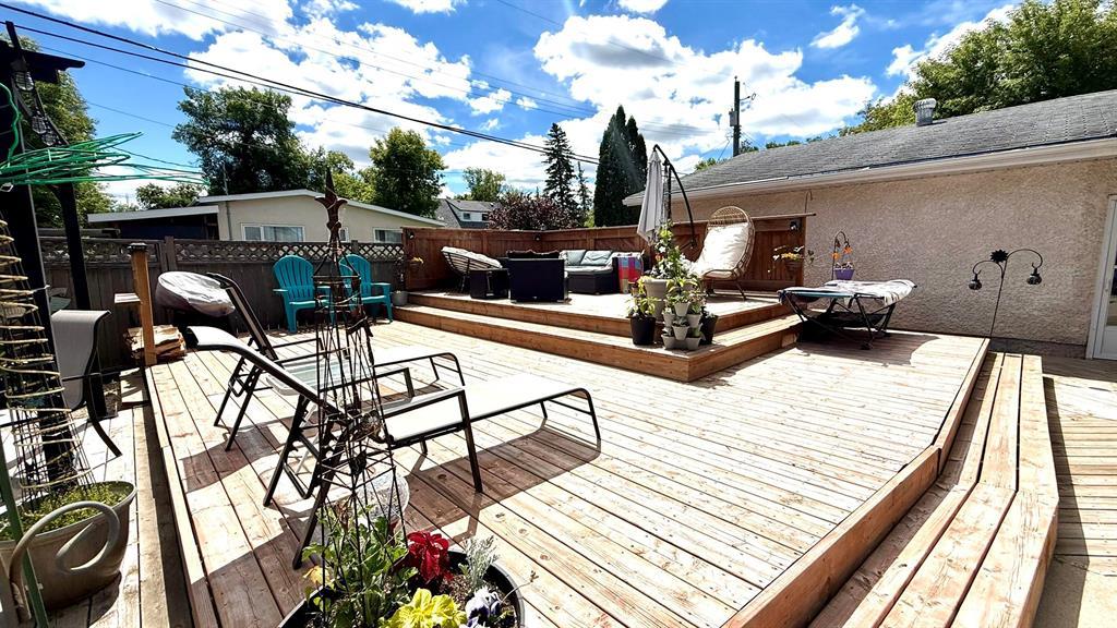 203 Grain Avenue, Selkirk, Manitoba  R1A 0J9 - Photo 1 - 202622400