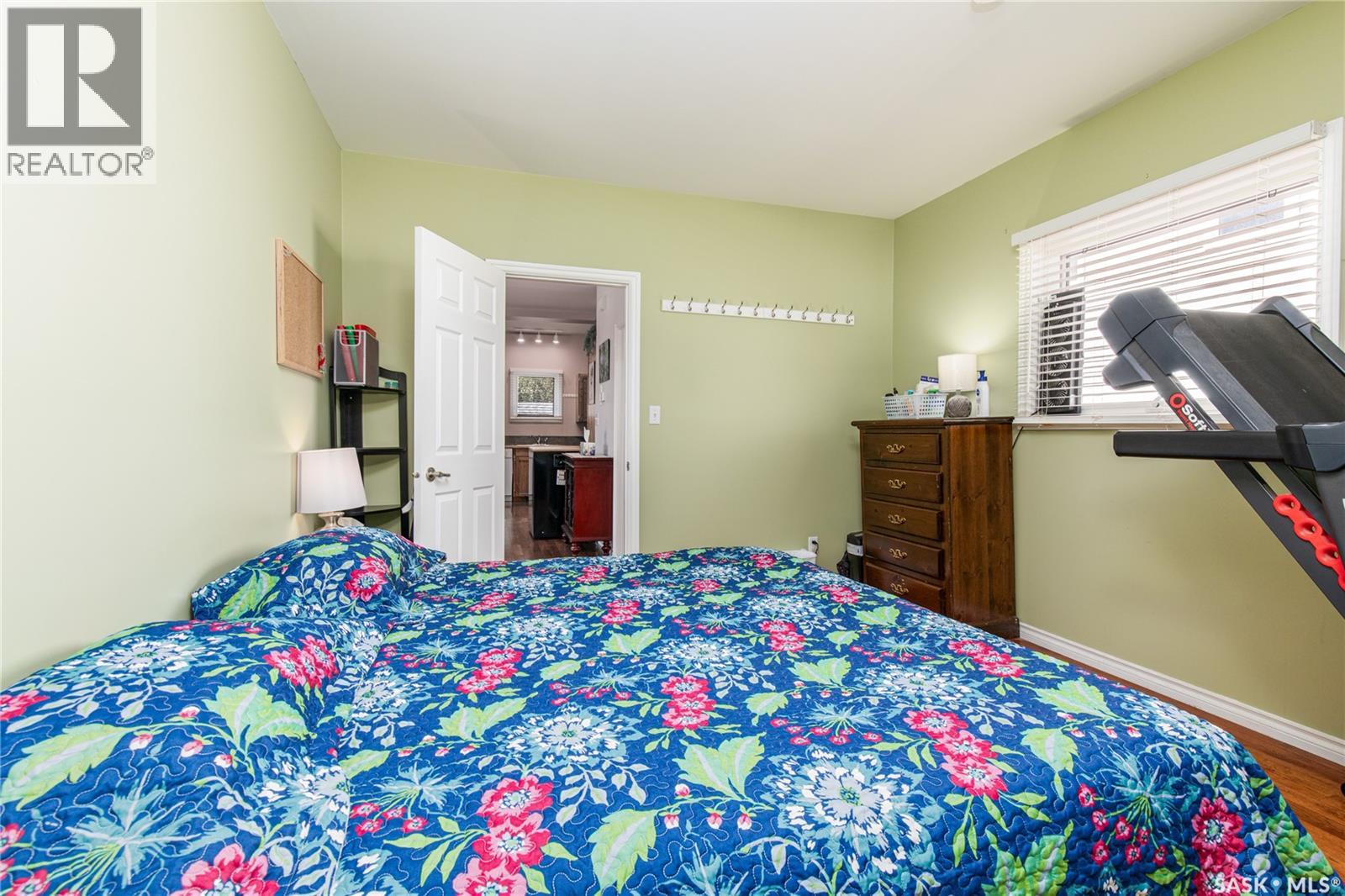 1002 Wolfe Avenue, Moose Jaw, Saskatchewan  S6H 1J7 - Photo 18 - SK047665
