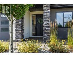 1349 Rocky Point Drive Unit# 6, Kelowna, British Columbia  V1V 0B5 - Photo 3 - 10395518
