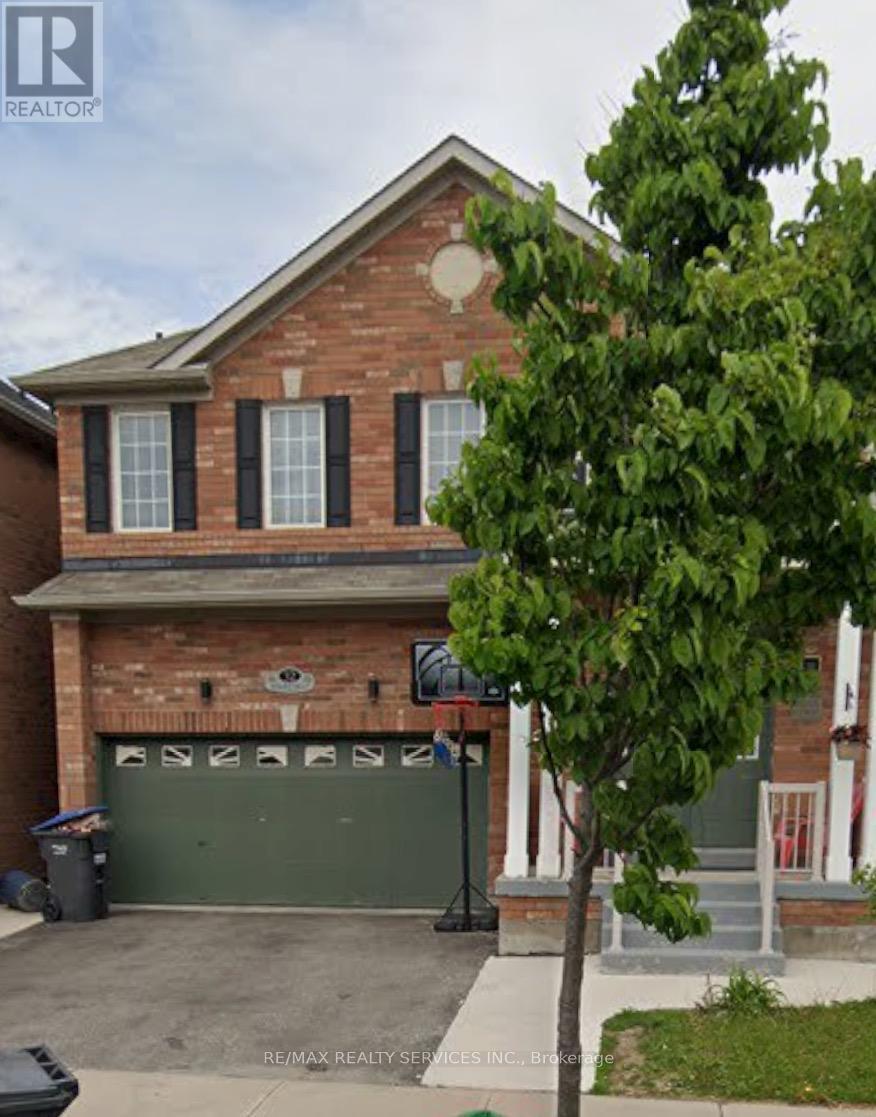 32 DEMARIS DRIVE, Brampton, Ontario