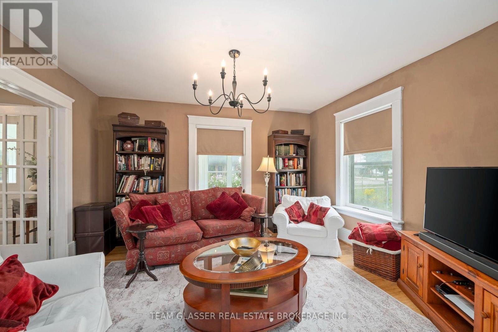 151 Main Street, North Middlesex, Ontario  N0M 2K0 - Photo 8 - X13750926