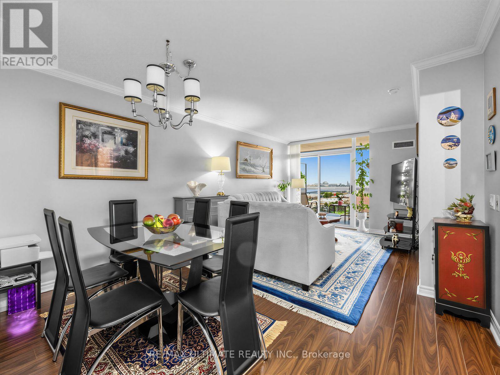1229 - 18 Mondeo Drive, Toronto, Ontario  M1P 5C8 - Photo 8 - E13750954