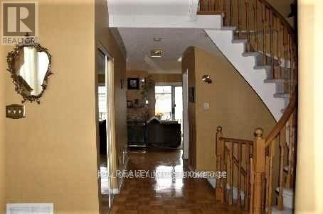 215 Shirley Drive, Richmond Hill, Ontario  L4S 1T4 - Photo 4 - N13750956