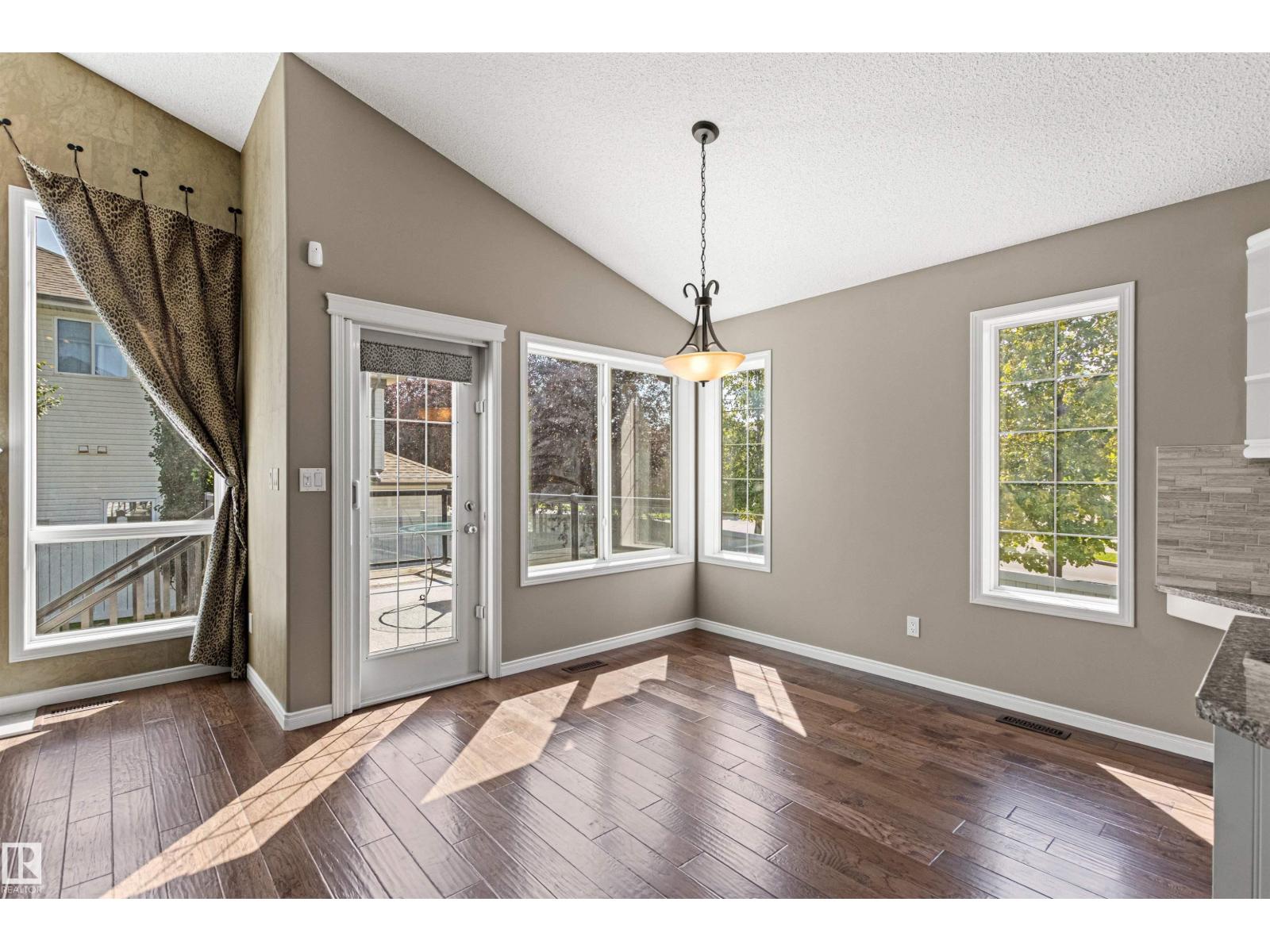 172 Galland Cr NW, Edmonton, Alberta  T5T 6P3 - Photo 15 - E4507455