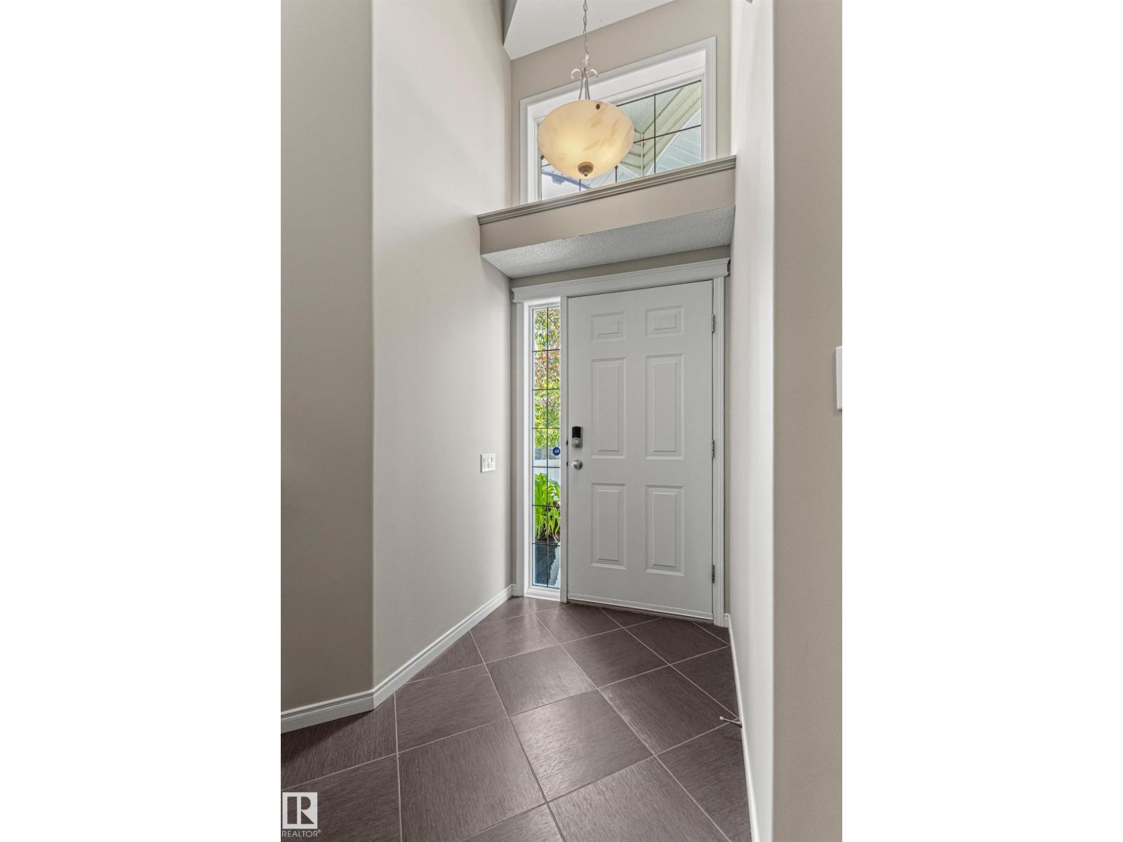 172 Galland Cr NW, Edmonton, Alberta  T5T 6P3 - Photo 4 - E4507455