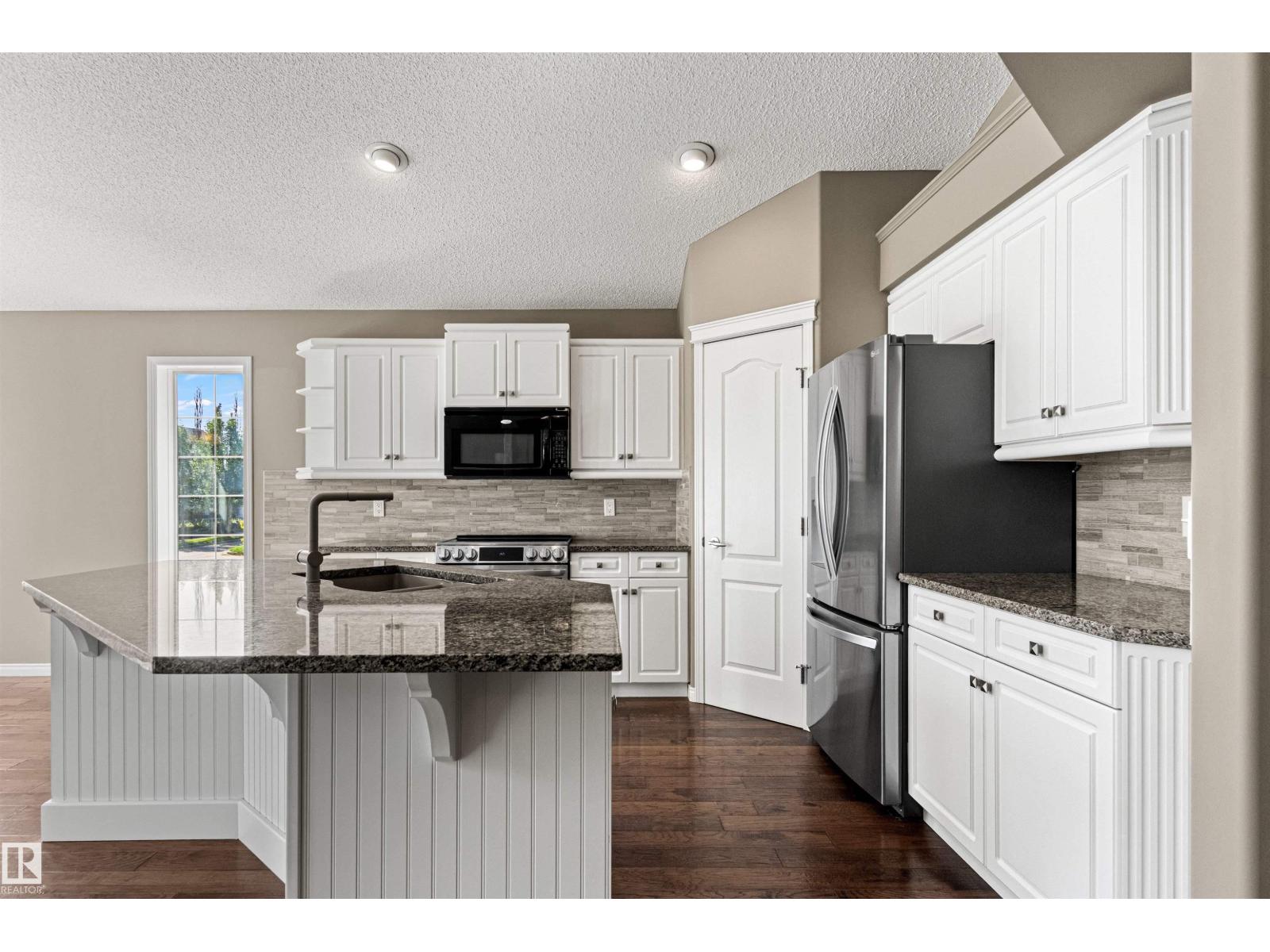 172 Galland Cr NW, Edmonton, Alberta  T5T 6P3 - Photo 9 - E4507455