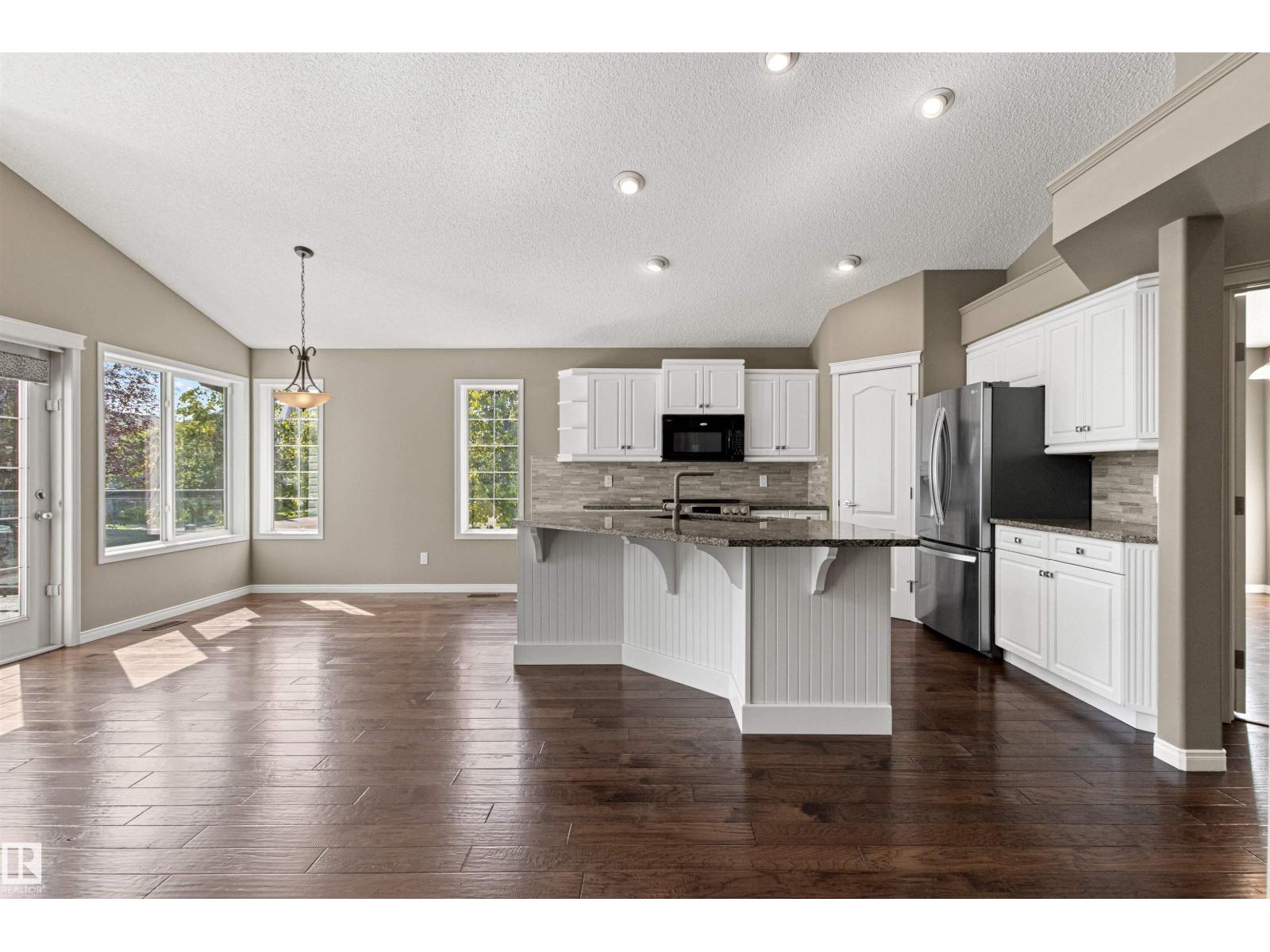 172 Galland Cr NW, Edmonton, Alberta  T5T 6P3 - Photo 12 - E4507455