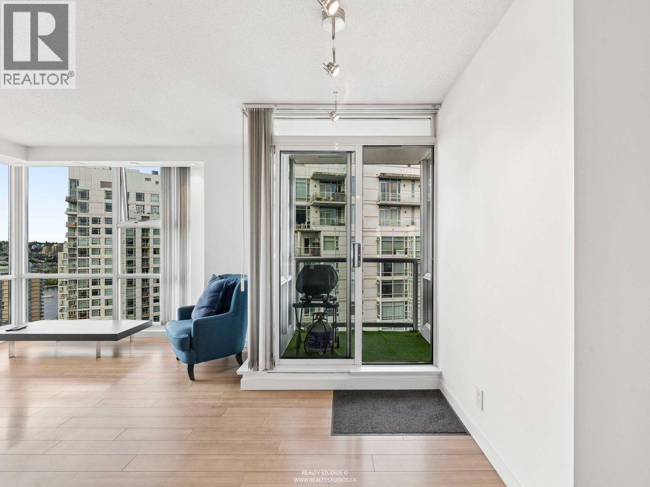 3202 193 Aquarius Mews, Vancouver, British Columbia  V6Z 2Z2 - Photo 9 - R3160302
