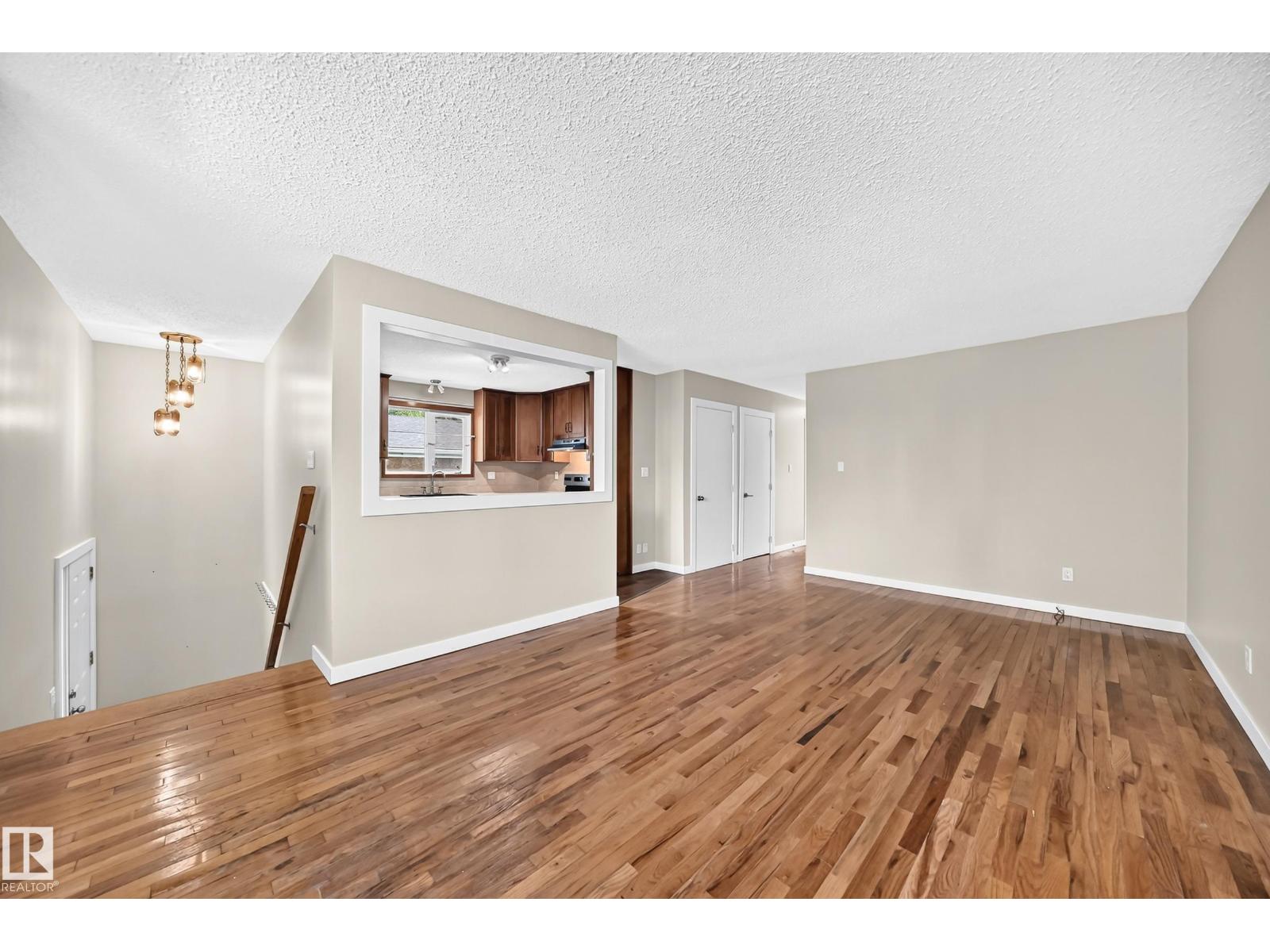 12721 117 St NW, Edmonton, Alberta  T5E 5J6 - Photo 4 - E4507457