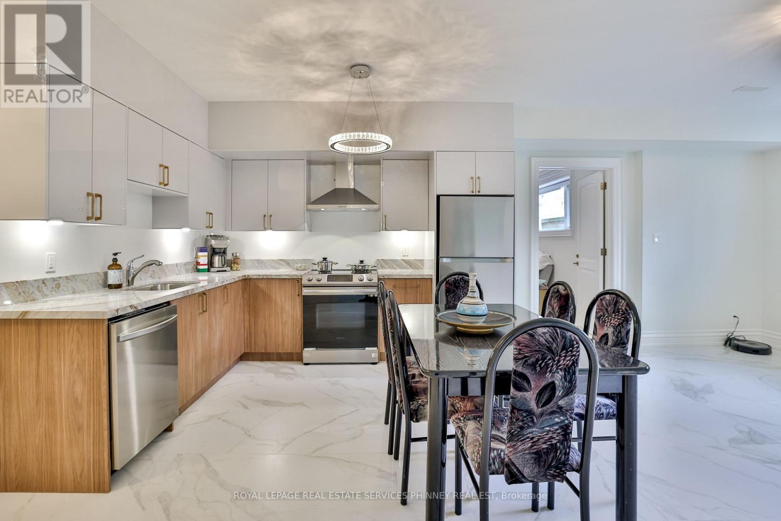 1511 Broadmoor Avenue, Mississauga, Ontario  L5G 3T7 - Photo 40 - W13750972