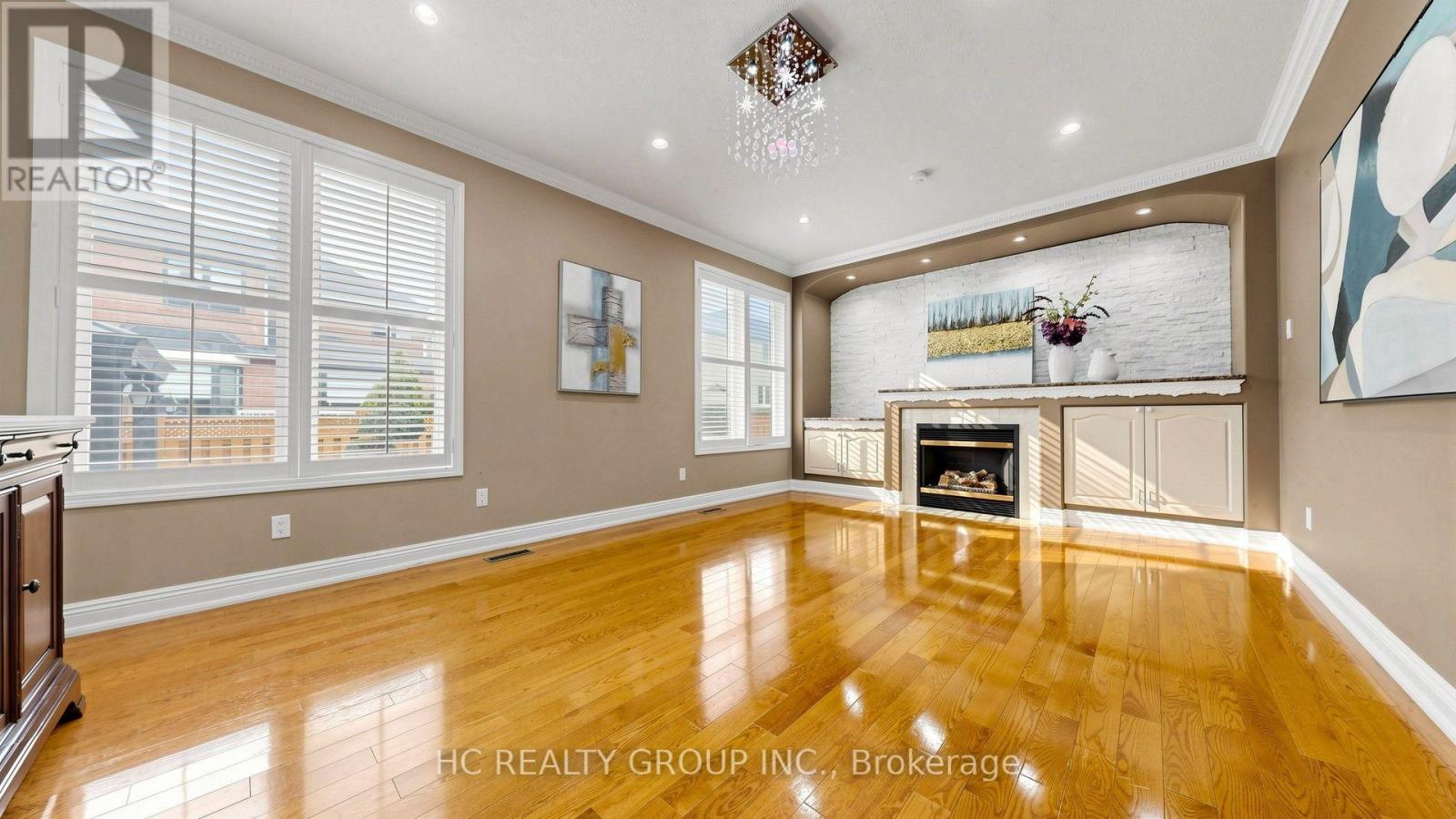 18 Saxony Drive, Markham, Ontario  L6C 2B5 - Photo 10 - N13596492
