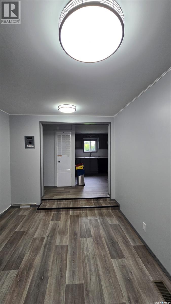 415 Third Street, Glen Ewen, Saskatchewan  S0C 1C0 - Photo 2 - SK047501