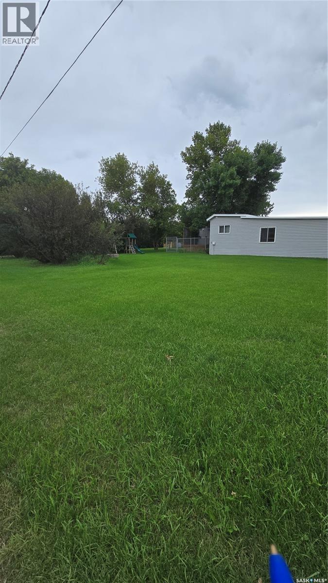 415 Third Street, Glen Ewen, Saskatchewan  S0C 1C0 - Photo 13 - SK047501