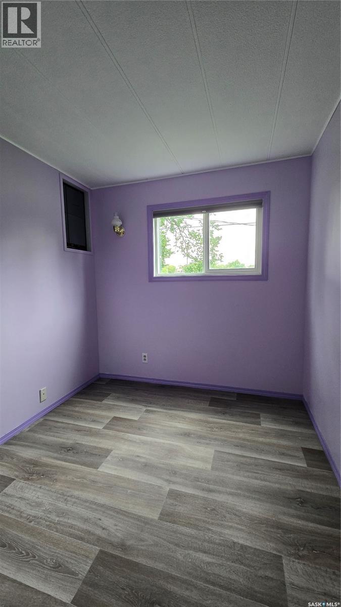 415 Third Street, Glen Ewen, Saskatchewan  S0C 1C0 - Photo 7 - SK047501
