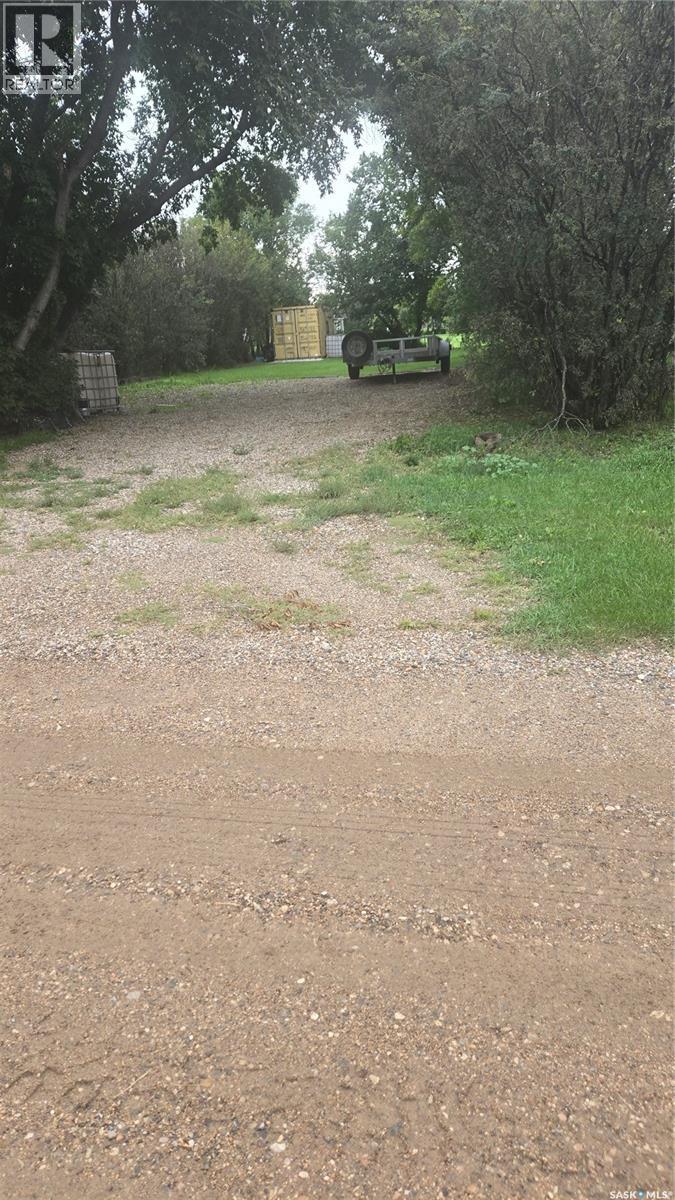 415 Third Street, Glen Ewen, Saskatchewan  S0C 1C0 - Photo 12 - SK047501
