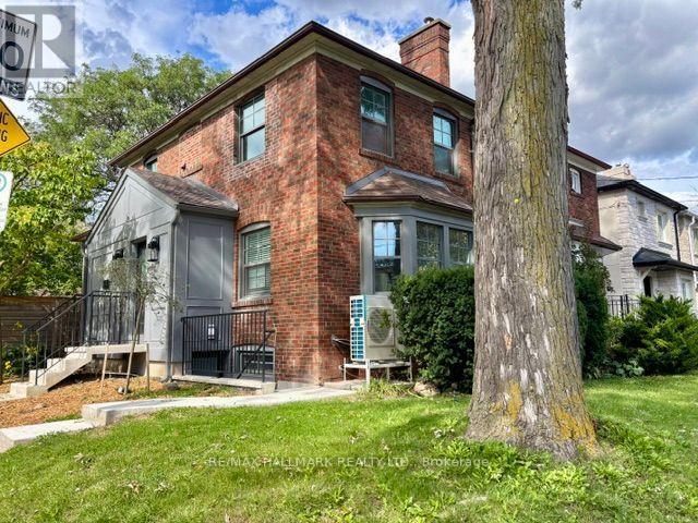 LOWER - 3 WHITEWOOD ROAD, Toronto, Ontario
