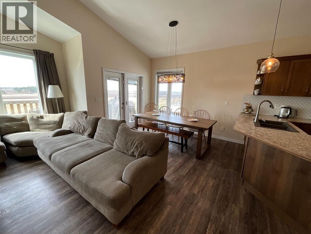 118 Mitchell Crescent, Blackfalds, Alberta  T4M 0H6 - Photo 6 - A2343199
