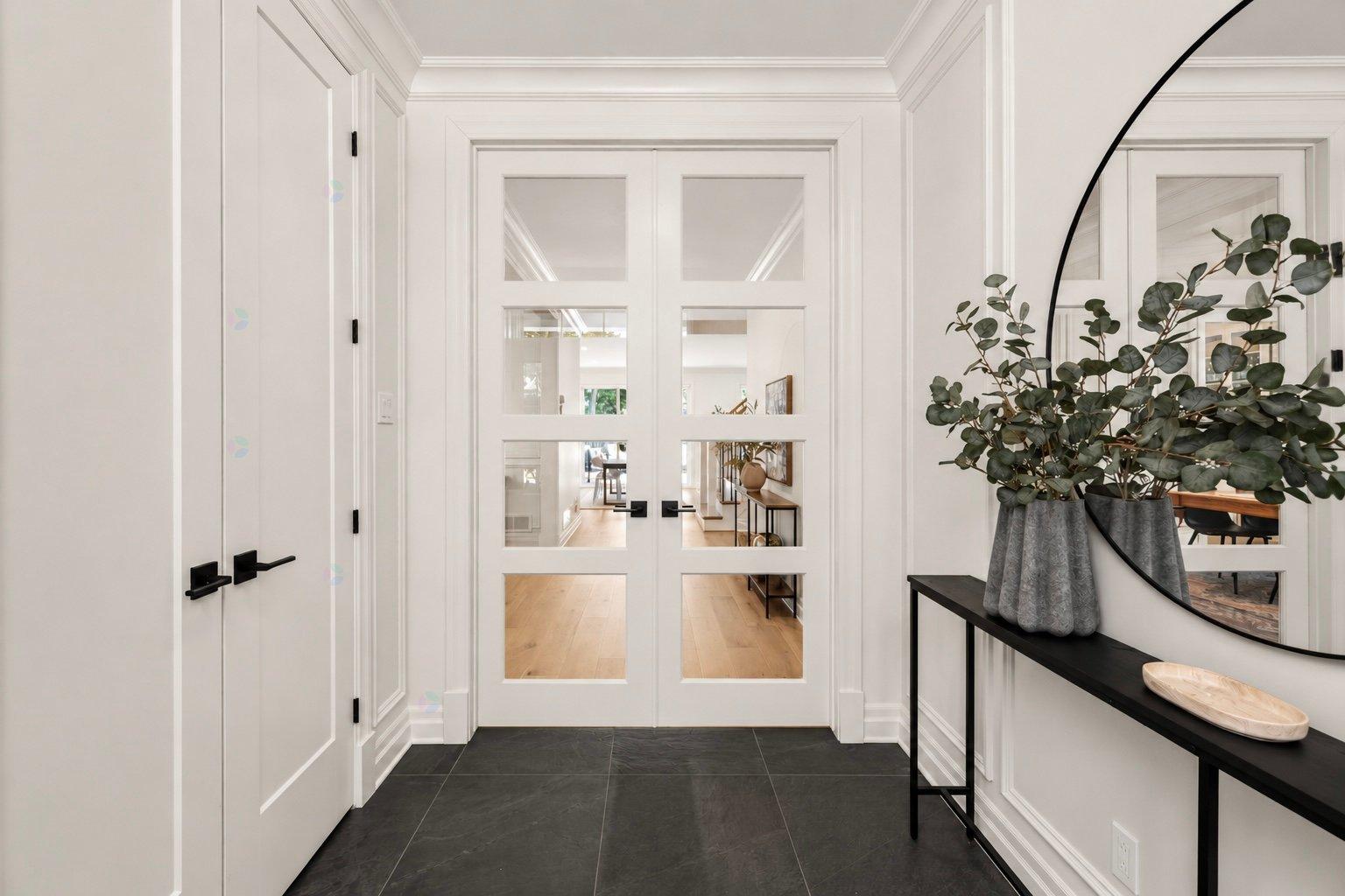 53 Av. St-Louis Beaconsfield Quebec Canada H9W4X8 3