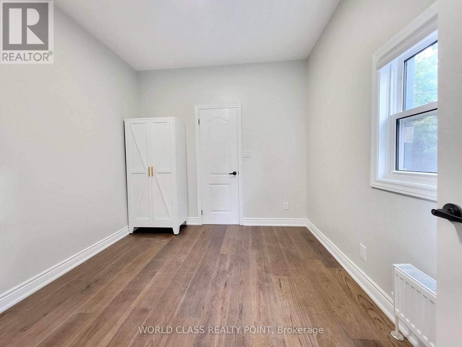 Main - 49 Vine Avenue, Toronto, Ontario  M6P 1V6 - Photo 16 - W13739564