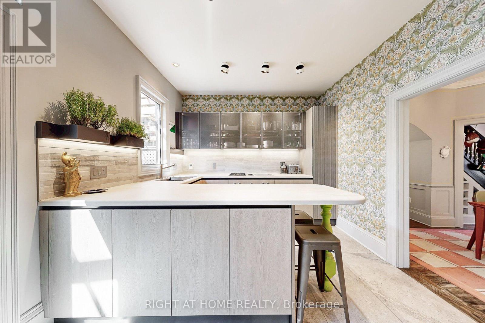 440 Sackville Street, Toronto, Ontario  M4X 1T2 - Photo 14 - C13751000