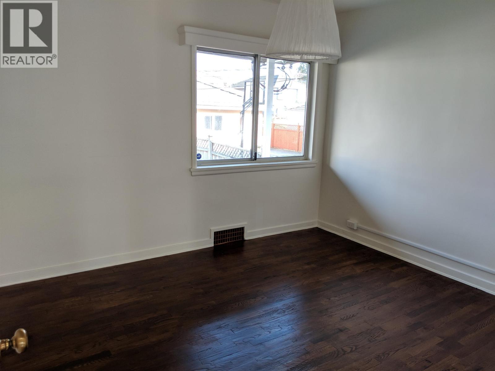 6598 Doman Street, Vancouver, British Columbia  V5S 3H4 - Photo 7 - R3161981
