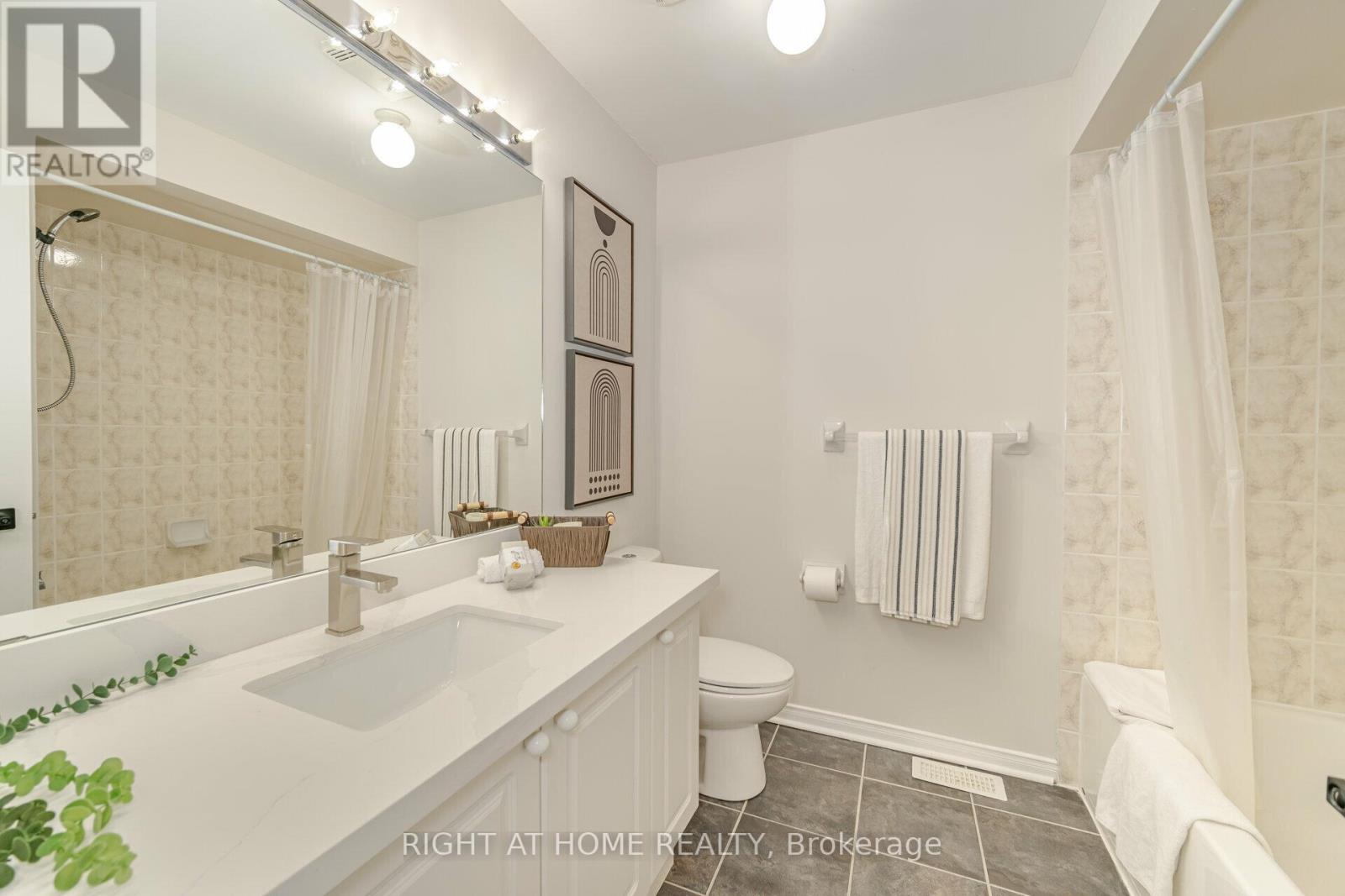 3388 Southwick Street, Mississauga, Ontario  L5M 7L5 - Photo 35 - W13750994