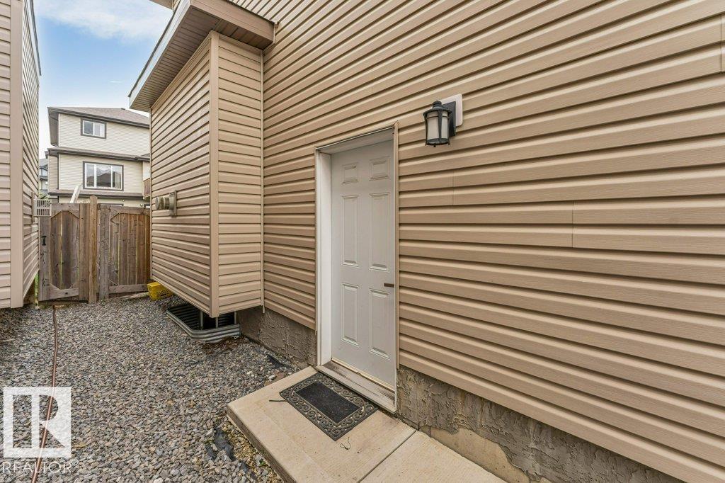 5137 1b Av SW, Edmonton, Alberta  T6X 0Z7 - Photo 4 - E4507461