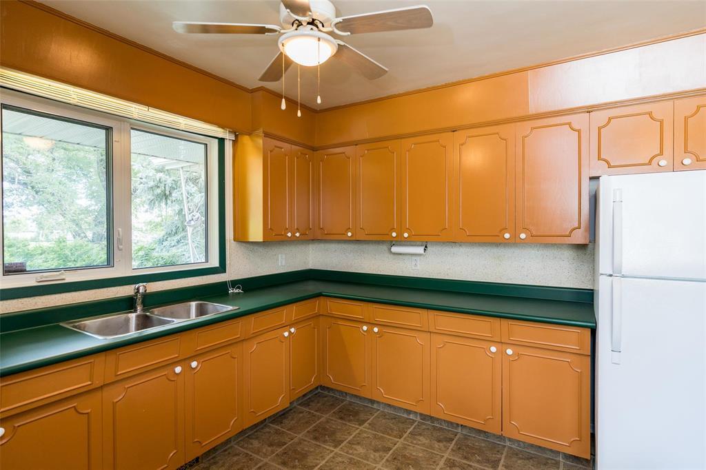 266 Sutton Avenue, Winnipeg, Manitoba  R2G 0S8 - Photo 10 - 202622227