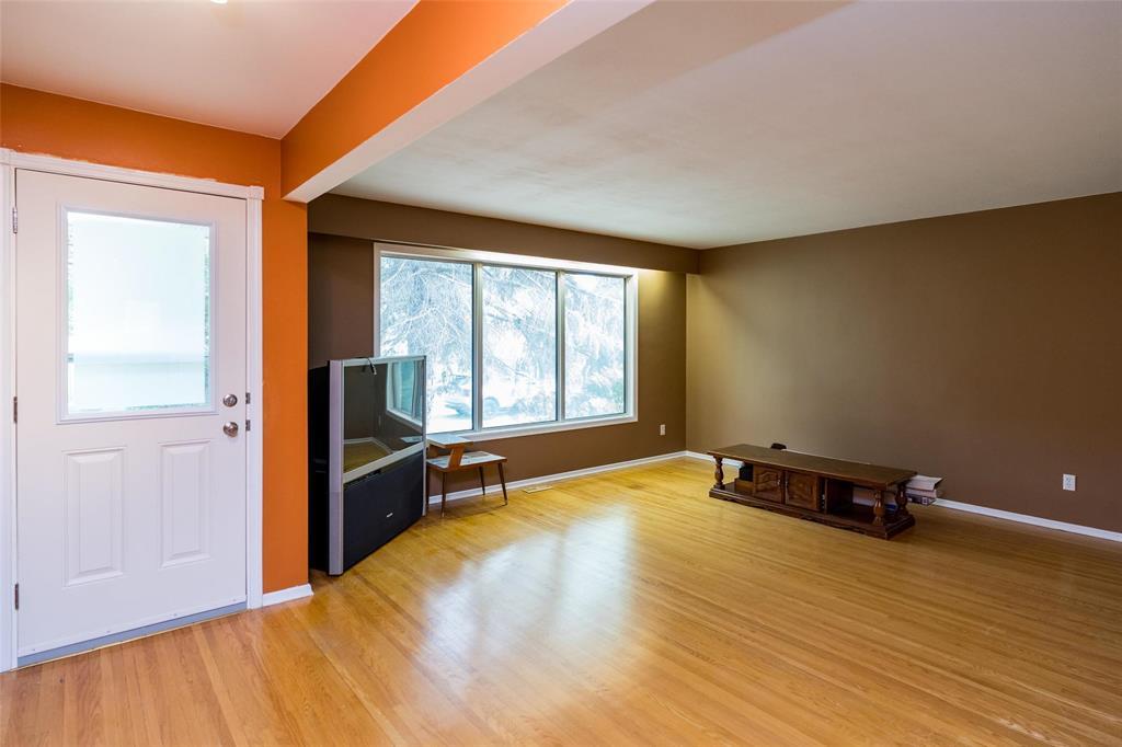 266 Sutton Avenue, Winnipeg, Manitoba  R2G 0S8 - Photo 5 - 202622227